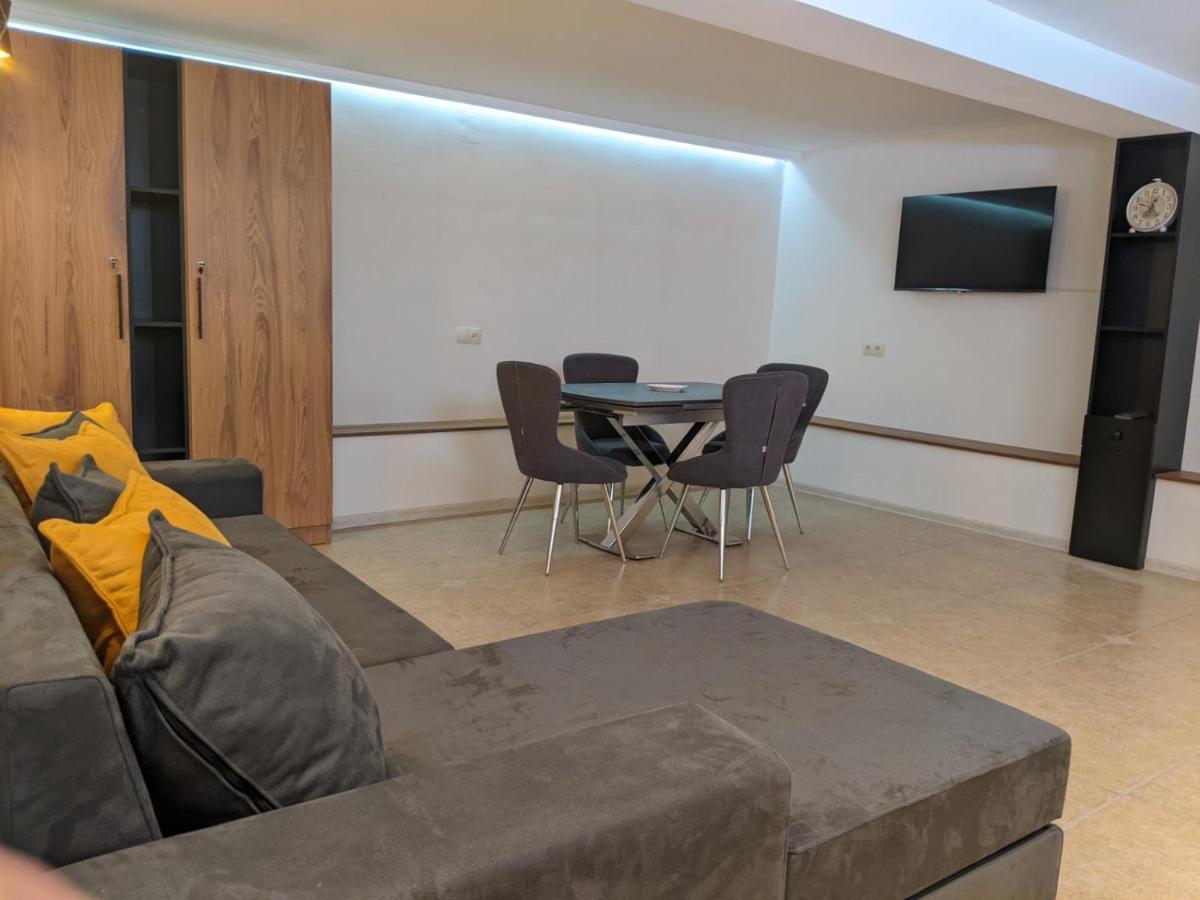 New Borjomi Apartment ภายนอก รูปภาพ